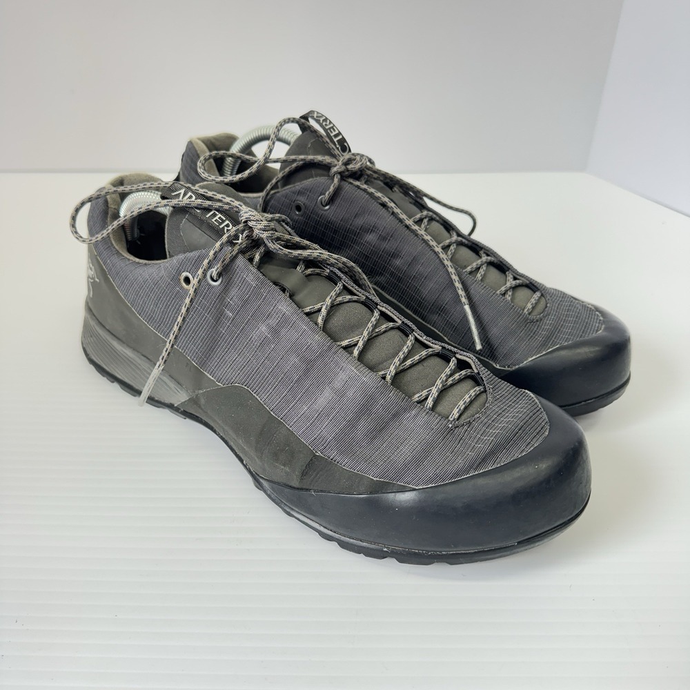 Arc'teryx Konseal FL Approach Shoes Men's 10 Gray Vibram Sole Hiking Trail
